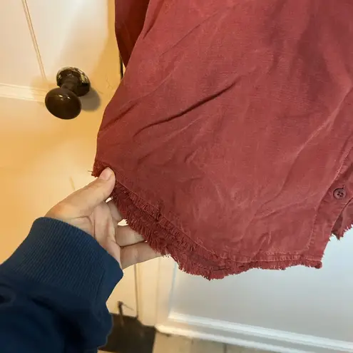 Side Stitch Burnt Orange Raw Hem Button