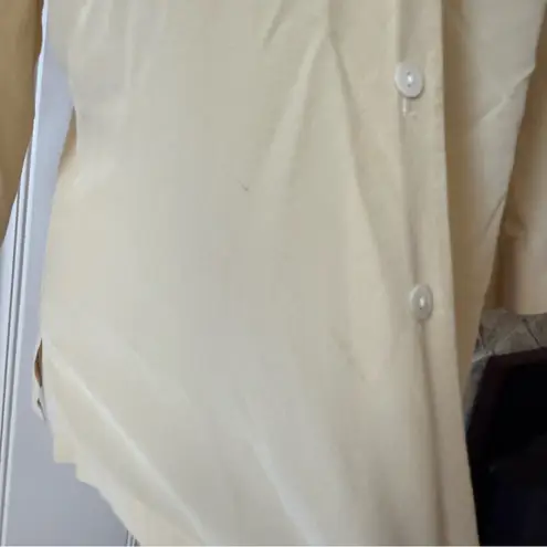 Vintage Buttercream Silk Button Down Blouse Yellow Size 8