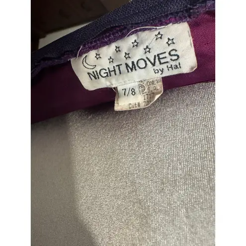 Vintage Gothic Velvet Halter Gown Burgundy Velvet Opera Dress with Pearl Choker