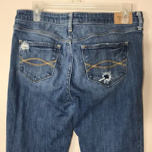 Abercrombie & Fitch  medium wash boot cut denim jeans size 6 long