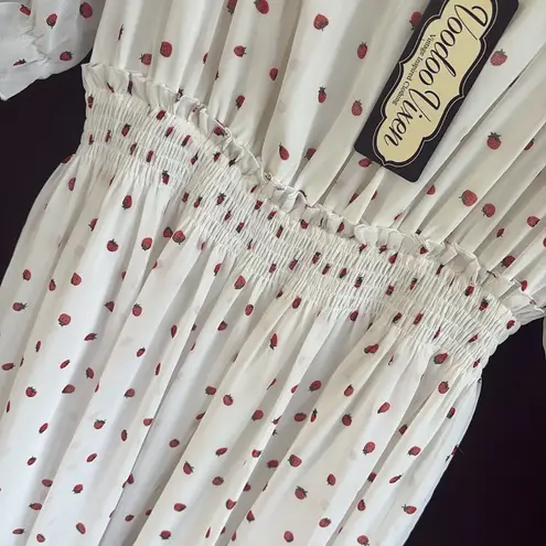 NWT VooDoo Vixen Strawberry Print Midi Dress Size 8