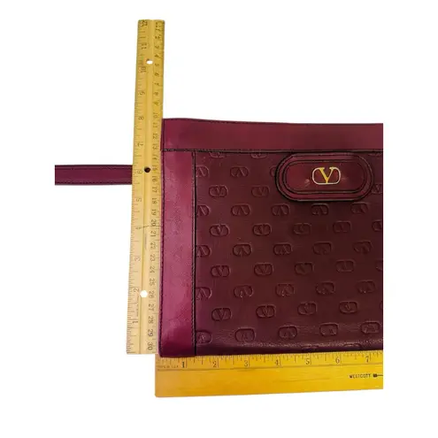 Valentino Garavani VTG VALENTINO Burgundy Leather Clutch Hand Bag Top Zip Front Flap Closure Italy