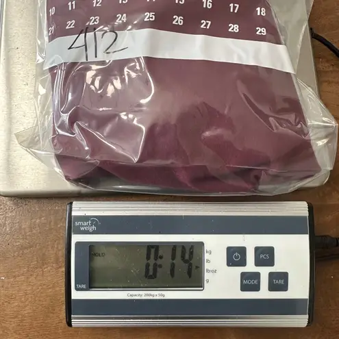 Michael Kors Burgundy Gold Button High Waist Cropped Pants Women's Size Small Red