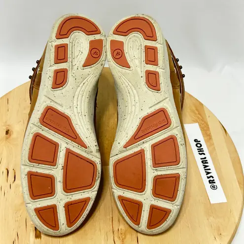 SuperFeet Women's Ash Tan Zip Ankle Bootie Slip Resistant