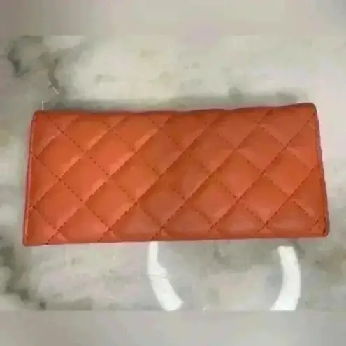 Badgley Mischka ‎ Coral Vegan Leather Quilted Slim Wallet