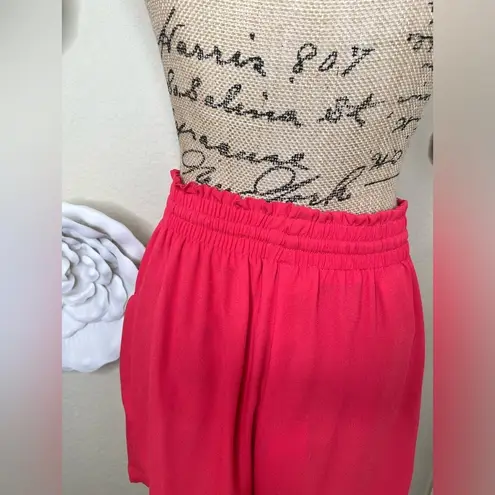 BCBGeneration Bright Coral Elastic Waistband High Waist Shorts Size Medium Pink