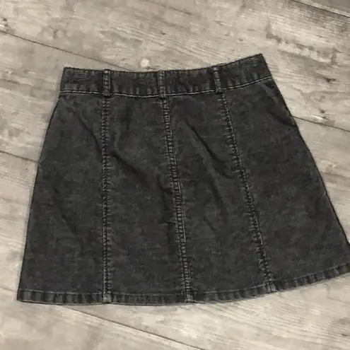 BDG  by urban outfitters black corduroy button up skirt nwot - Image 3