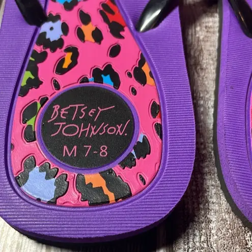 Betsey Johnson  Women’s Colorful Leopard Print Flip Flops Size 7/8