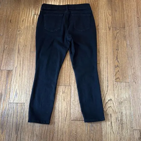 NYDJ Ami skinny black wash crop Jean size 10 petite Color