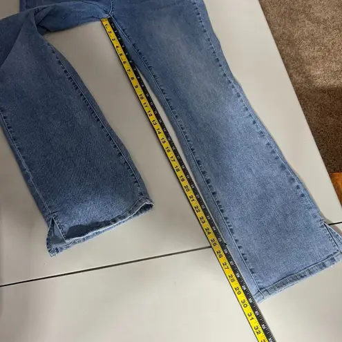 Judy Blue Jeans Womens 15/32 Blue Slim Bootcut Light Wash Distressed Denim Slit