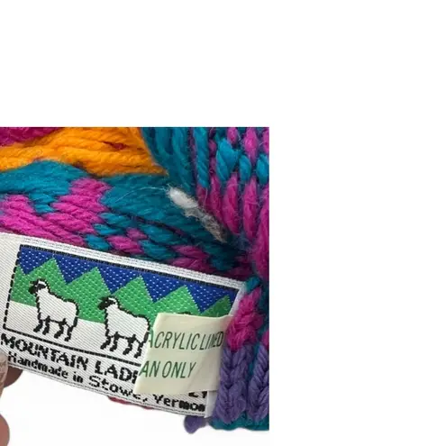 Vintage Hap Cap Mountain Lady 1980's 80's knitted beanie hat Toque Knit