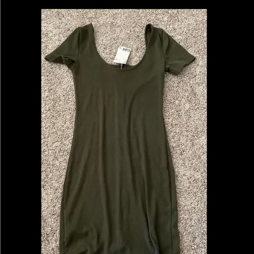 Elegant Olive Green Button