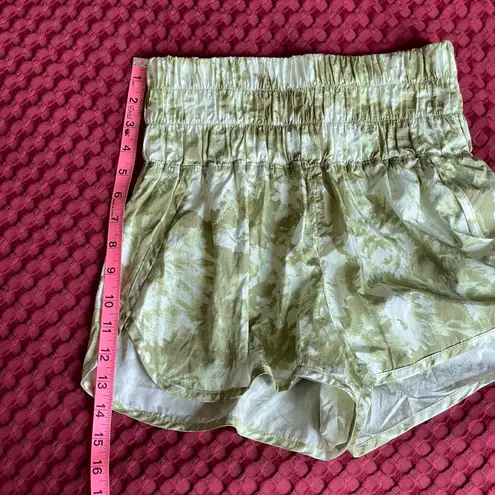 Free People Movement Green Athletic Shorts Women’s Size S | Lined Running Training Gym