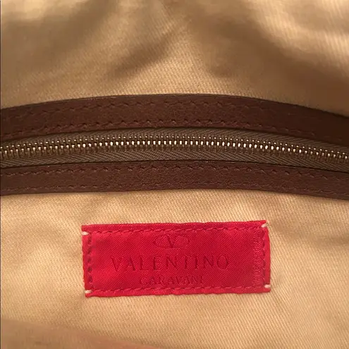 Valentino Garavani 1990s Brown Pleated Leather Shoulder Bag Tote Brass Hardware