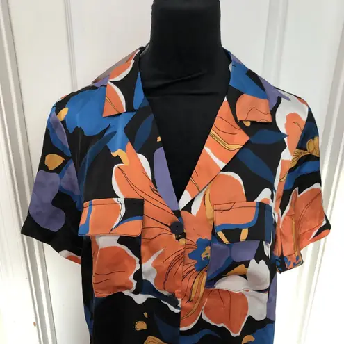 DR2 Womens Blouse M Multicolor Floral Collared Short Sleeve Button Up Top NWT Size M