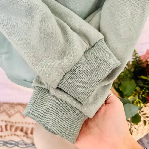 Boutique NEW Funnel Neck Pullover