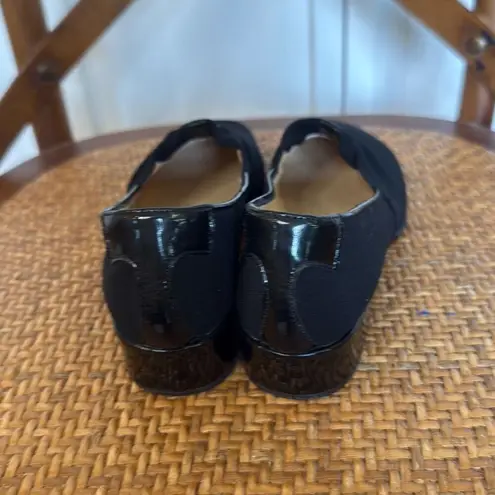 Taryn Rose slip on wedge flats cap toe size 37.5