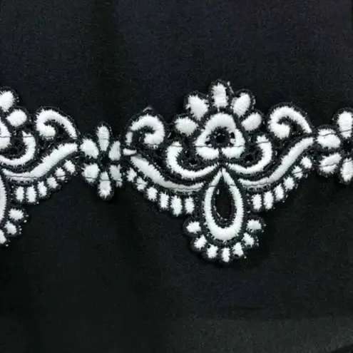 Everleigh Black High Neck Embroidered Bottom Sleeveless A Line Dress Small