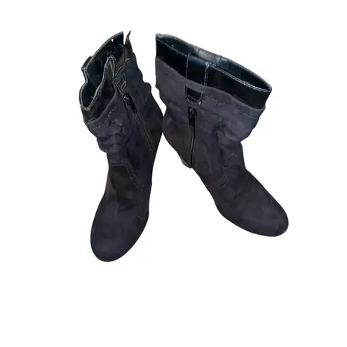 Laura Ashley black suede designer boots. Size 6