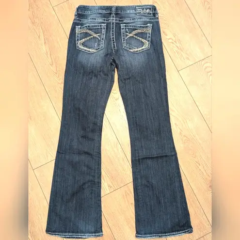 Silver Jeans Lola Flare 27 x 33 Faded Wash Ripped Distressed Denim Studded