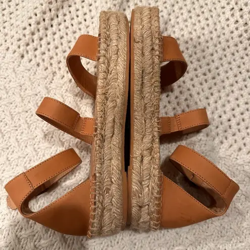 Soludos   STRAPY Women's Tan Sandals SIZE 8