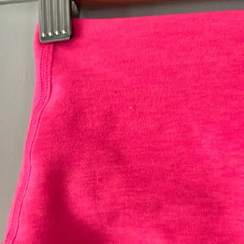 Beyond Yoga  Hot Pink Biker Shorts Sz XS