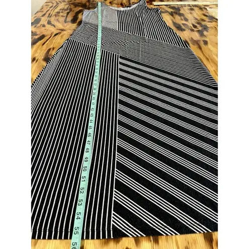 Tommy Bahama  Maxi Dress Womens Medium Striped Long Coastal Beach Vacation Travel