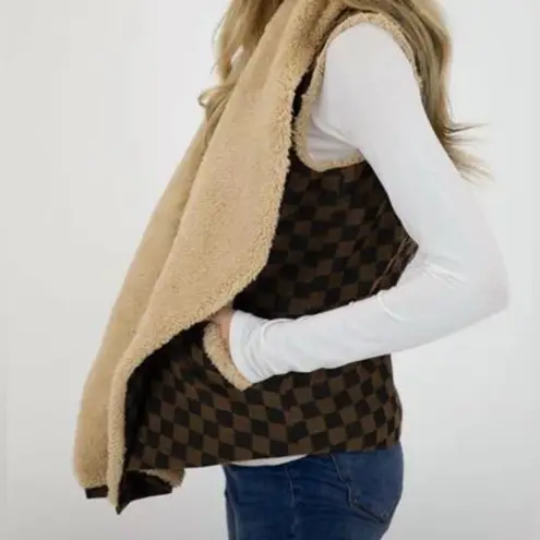Judith March Check Mate Women’s Jacquard Checkered Vest w/ Shearling Lining