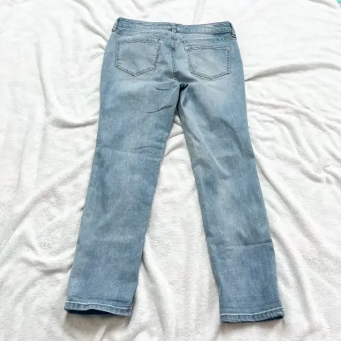 Westport Signature Fit Crop Jeans Pearl Bead Accents Light Wash Stretchy Size 8