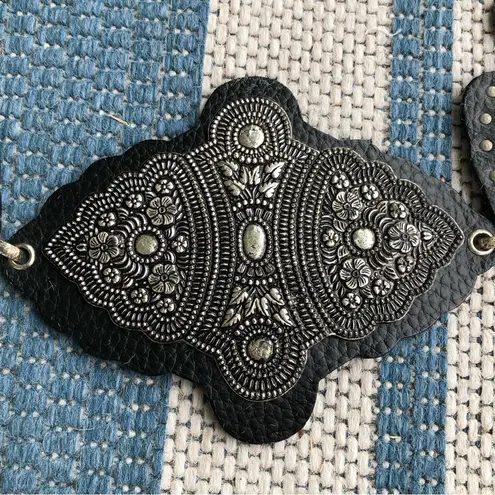 Chico's Western Belt Black Leather Silver Filigree Chain Scalloped Floral Details