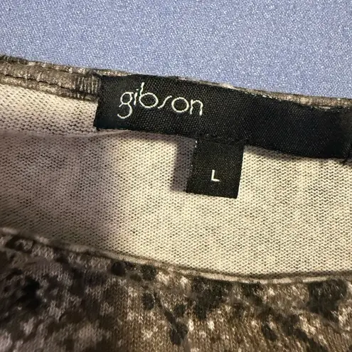 Gibson Gray and White Long Sleeve Blouse