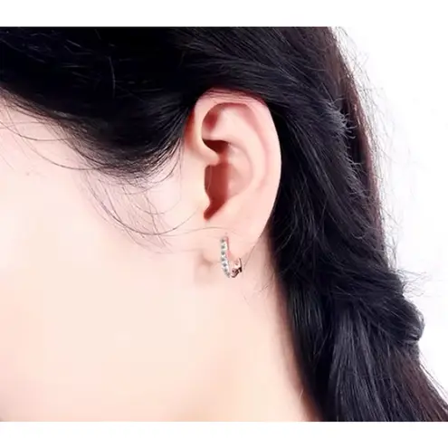 Boutique NEW Women's 14k Rose Gold Plated S925 Heart Hoop Simulated Diamond Earrings