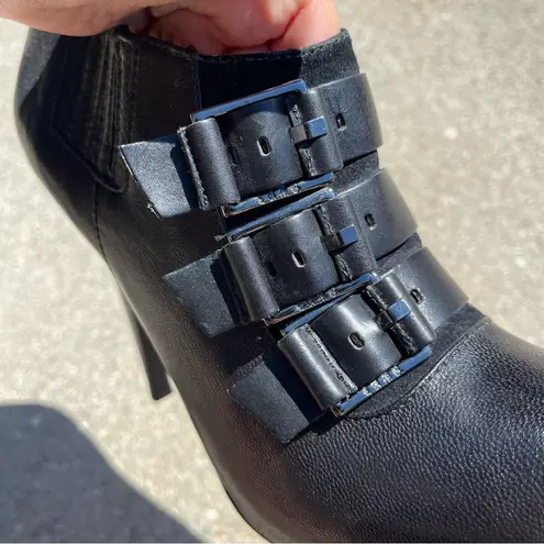 L.A.M.B. Gwen Stefani King Triple Buckle Bootie Stiletto Platform Heels Size 7.5