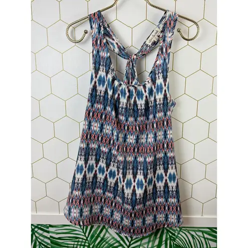 Olive & Oak Sleeveless Tie-Back Tank Top with Geometric Pattern - Size - Medium