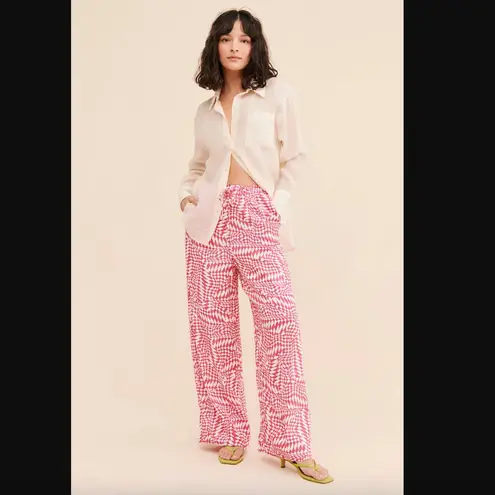 Charlie Holiday Addison Pink & White Wavy Checkered Printed Pants 4