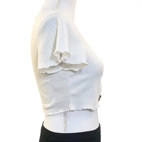 SheIn WOMEN’S 𝅺 ivory lettuce trim button front crop top - Image 3