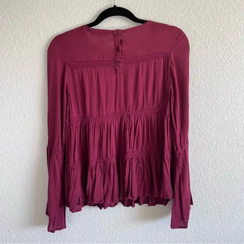 Ro & De  Womens Burgundy Tiered Lace Blouse