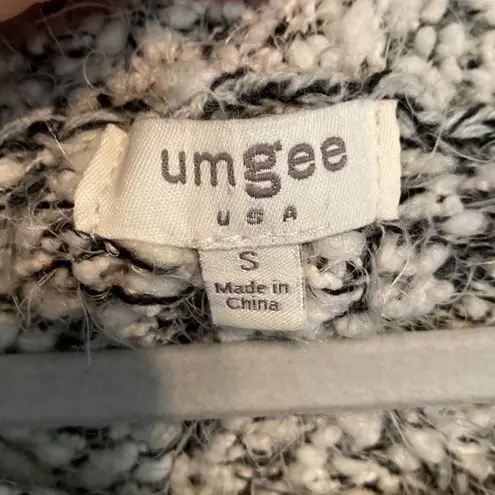 Umgee  Knit Chunky Sweater Small