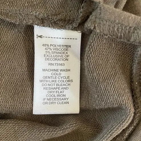 Cable & Gauge Women’s green hooded criss-cross tie up v-neck long sleeve shirt M