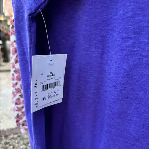 Hello Kitty  NEW heat reactive (purple to blue) tshirt!