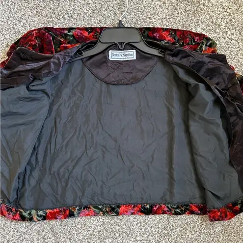Norton Mcnaughton 🦋 Vintage Red Floral Black Velvet Jacket Medium