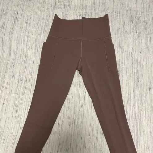 Athleta  Salutation Stash Pocket 7/8 Leggings