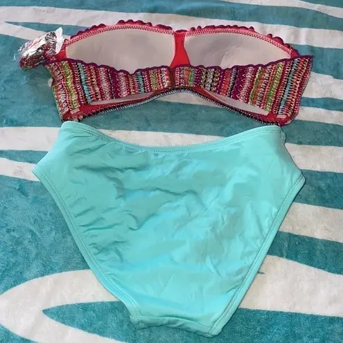 🌴 2/$12 SALE NWOT Mossimo Multi