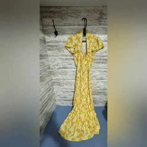 The Normal Brand Ezra Crepe Cinch Dress. Size Small Yellow