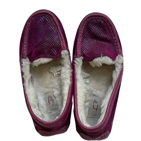 UGG  MAGENTA Suede Snakeskin Effect Slip OnMoccasin Slippers Size 7