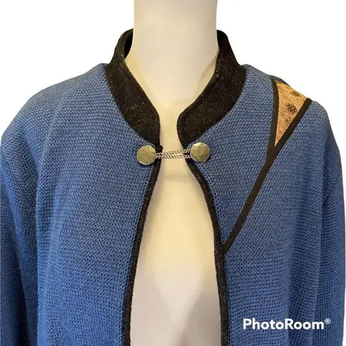 Beiar Norway Vintage blue and Black wool sweater with snakeskin patch Small