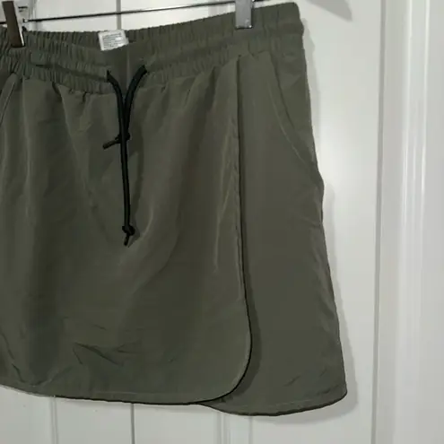 Avalanche Outdoor Supply Company Lightweight Drawstring Pockets Skort M