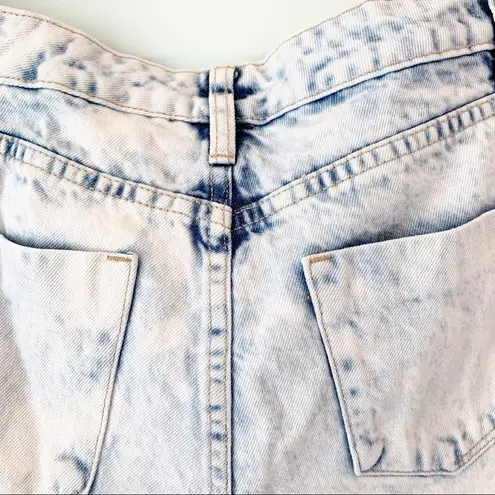 Mossimo Denim  High Rise Acid Wash Short Shorts 6/28