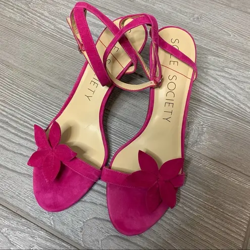 Sole Society  pink suede floral strappy heels