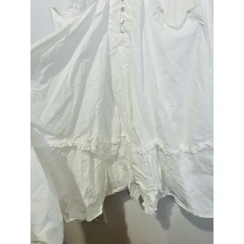 BY ANTHROPOLOGY White V